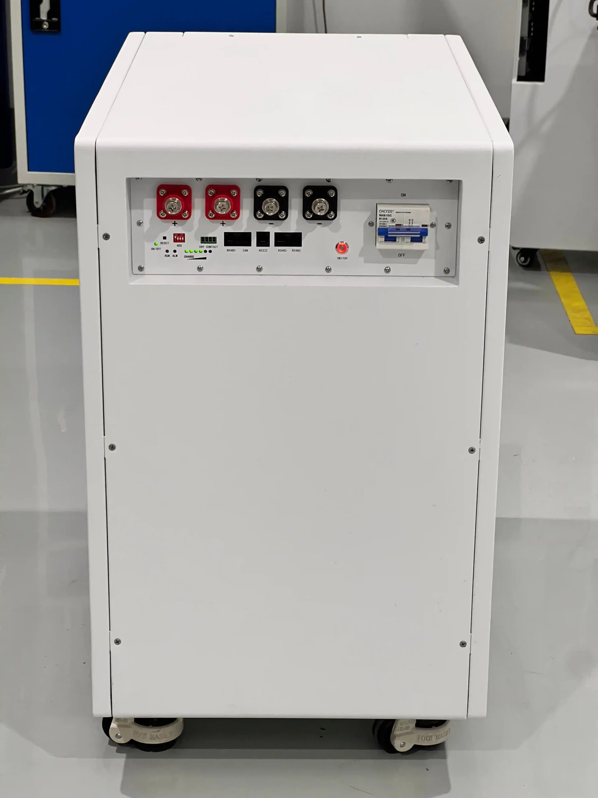 51.2V 32kWh LiFePO4 Battery Storage System for Home Backup 1