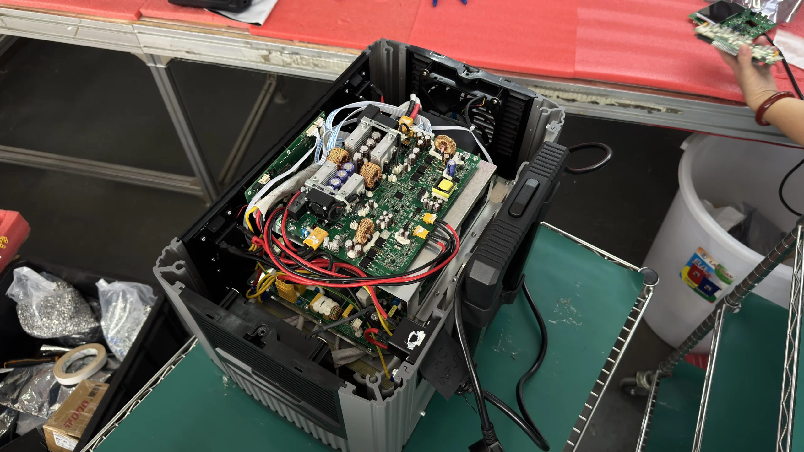 Why Businesses Prefer Portable Power Stations with LiFePO4 Battery Technology